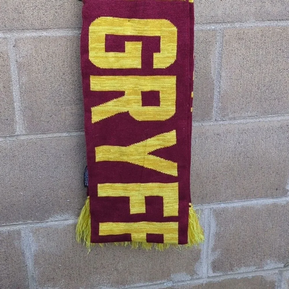 House Gryffindor - Harry Potter Winter Jacquard Banner Scarf. Unisex